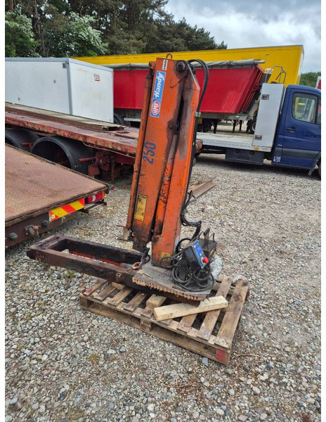HMF 252-T2 with 2 hydraulic extensions - Γερανός παπαγάλος: φωτογραφία 1 HMF 252-T2 with 2 hydraulic extensions - Γερανός παπαγάλος: φωτογραφία 1