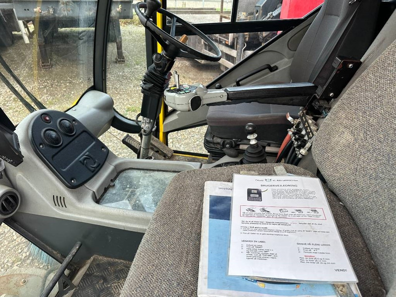 Johnston CN400 - Σάρωθρο δρόμων: φωτογραφία 2 Johnston CN400 - Σάρωθρο δρόμων: φωτογραφία 2