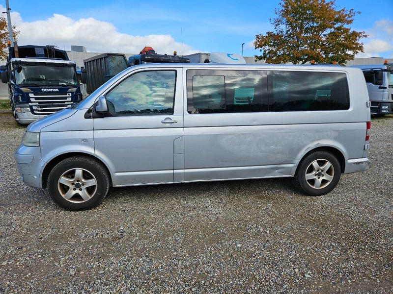 Volkswagen Caravelle 2,5 TDi 130 lang 10prs 5d - Αυτοκίνητο: φωτογραφία 2 Volkswagen Caravelle 2,5 TDi 130 lang 10prs 5d - Αυτοκίνητο: φωτογραφία 2