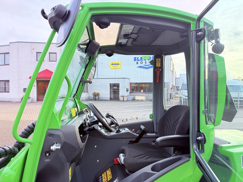 Avant 760i GTX met Cabine - Ελαστιχοφόρος φορτωτής: φωτογραφία 4 Avant 760i GTX met Cabine - Ελαστιχοφόρος φορτωτής: φωτογραφία 4