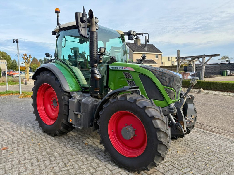 Fendt 513 Vario Power - Τρακτέρ: φωτογραφία 4 Fendt 513 Vario Power - Τρακτέρ: φωτογραφία 4
