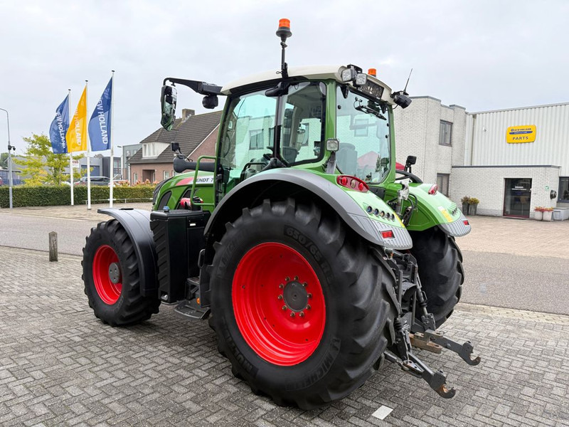 Fendt 720 S4 Vario Profi Plus - Τρακτέρ: φωτογραφία 2 Fendt 720 S4 Vario Profi Plus - Τρακτέρ: φωτογραφία 2