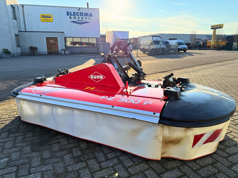 Kuhn PZ300F Frontmaaier - Χορτοκοπτικό: φωτογραφία 1 Kuhn PZ300F Frontmaaier - Χορτοκοπτικό: φωτογραφία 1