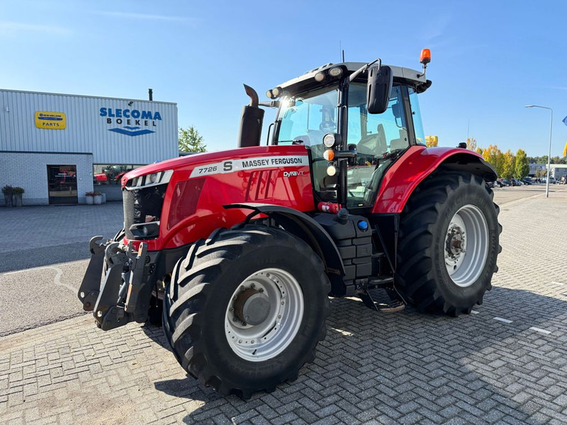 Massey Ferguson 7726S Dyna VT - Τρακτέρ: φωτογραφία 1 Massey Ferguson 7726S Dyna VT - Τρακτέρ: φωτογραφία 1