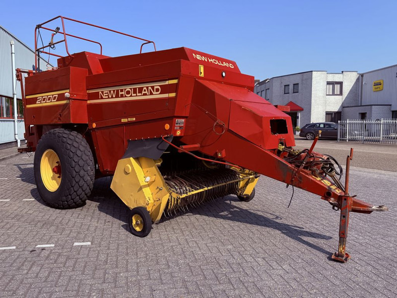 New Holland D2000 Big Baler - Χορτοδετική μηχανή τετράγωνες μπάλες: φωτογραφία 1 New Holland D2000 Big Baler - Χορτοδετική μηχανή τετράγωνες μπάλες: φωτογραφία 1