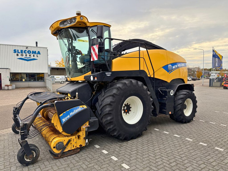 New Holland FR9050 - Ενσιρωτική μηχανή: φωτογραφία 1 New Holland FR9050 - Ενσιρωτική μηχανή: φωτογραφία 1
