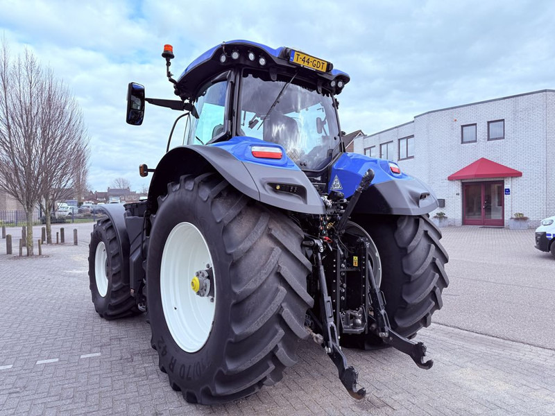 New Holland T7.315HD Auto Command + GPS - Τρακτέρ: φωτογραφία 2 New Holland T7.315HD Auto Command + GPS - Τρακτέρ: φωτογραφία 2