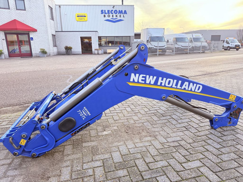 Stoll Voorlader TL770 Aanbouwdelen NH /CaseIH - Παρελκόμενα για Γεωργικά μηχανήματα: φωτογραφία 1 Stoll Voorlader TL770 Aanbouwdelen NH /CaseIH - Παρελκόμενα για Γεωργικά μηχανήματα: φωτογραφία 1