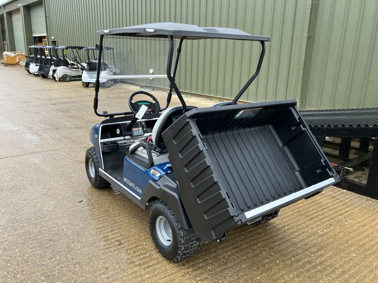 Club Car Carryall 100 Utility Vehicle - Τετράκλινα: φωτογραφία 2 Club Car Carryall 100 Utility Vehicle - Τετράκλινα: φωτογραφία 2