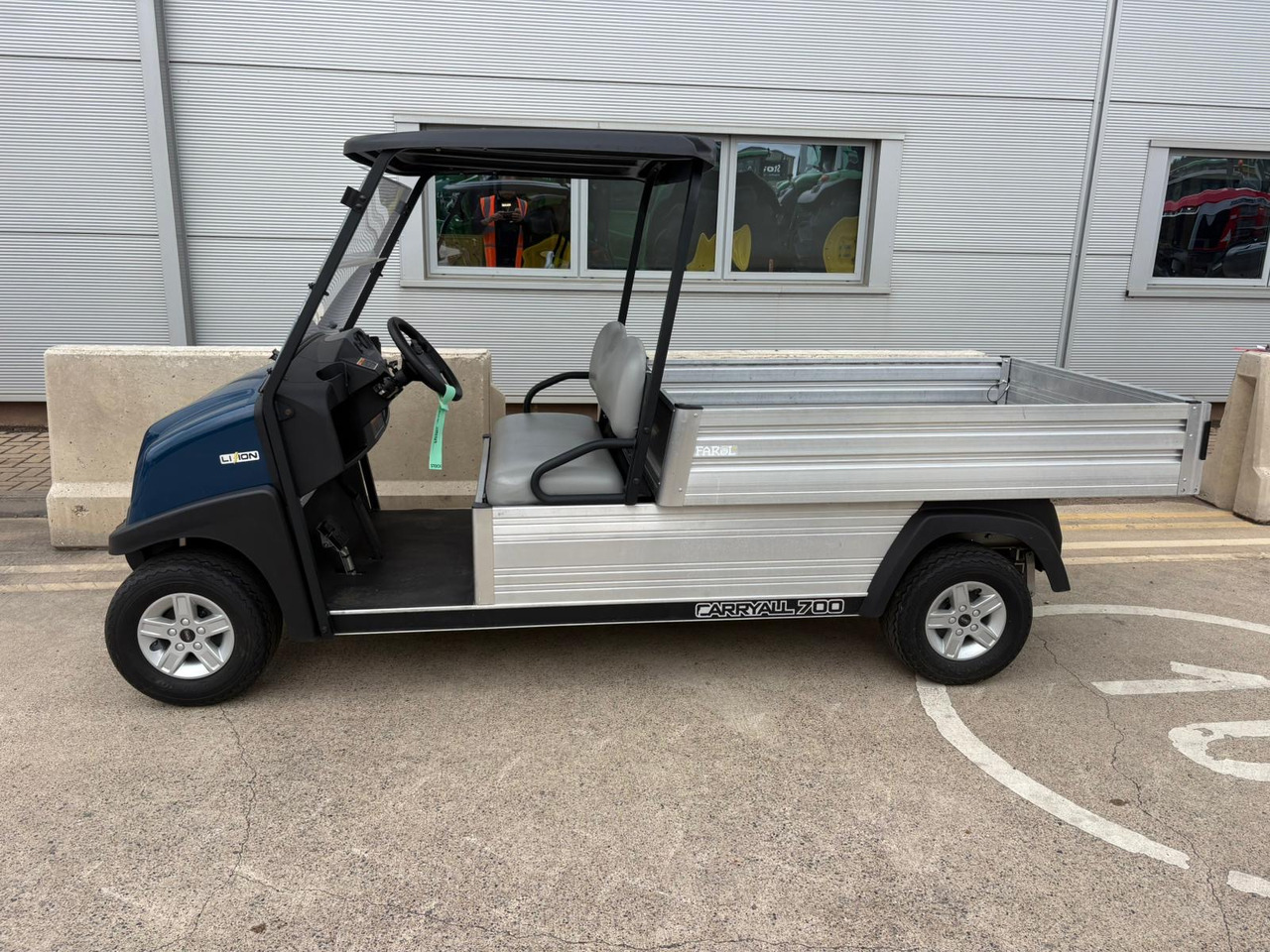 Clubcar Carryall 700 lithium Utility Vehicle - Τετράκλινα: φωτογραφία 2 Clubcar Carryall 700 lithium Utility Vehicle - Τετράκλινα: φωτογραφία 2