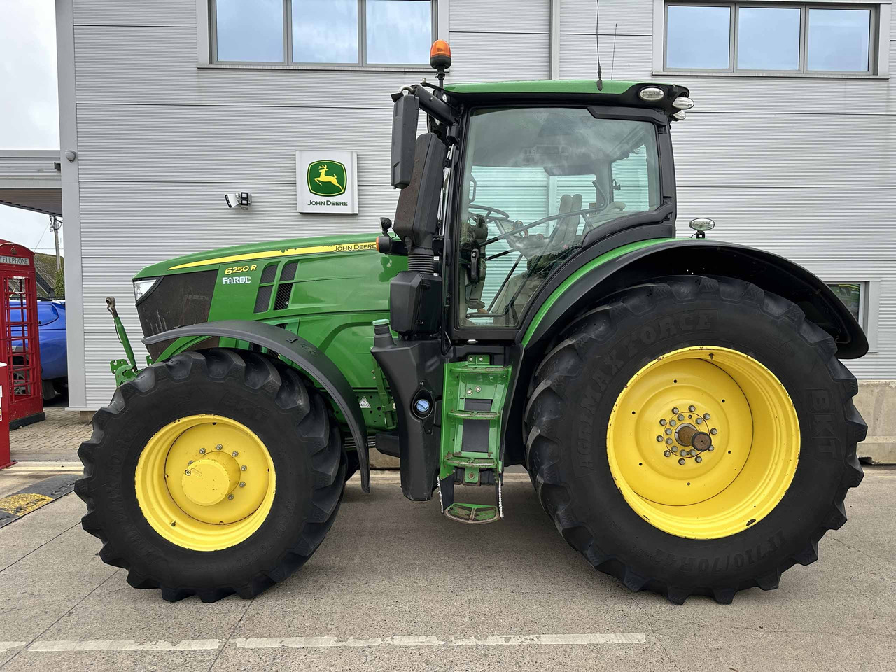 John Deere 6250R - Τρακτέρ: φωτογραφία 3 John Deere 6250R - Τρακτέρ: φωτογραφία 3