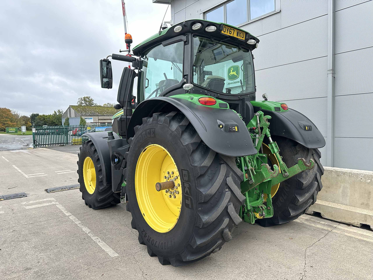 John Deere 6250R - Τρακτέρ: φωτογραφία 4 John Deere 6250R - Τρακτέρ: φωτογραφία 4