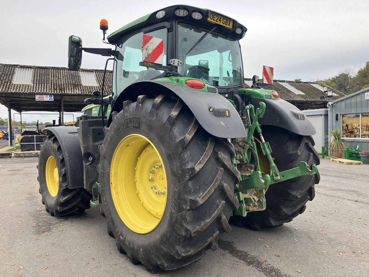 John Deere 6R 215 - Τρακτέρ: φωτογραφία 3 John Deere 6R 215 - Τρακτέρ: φωτογραφία 3