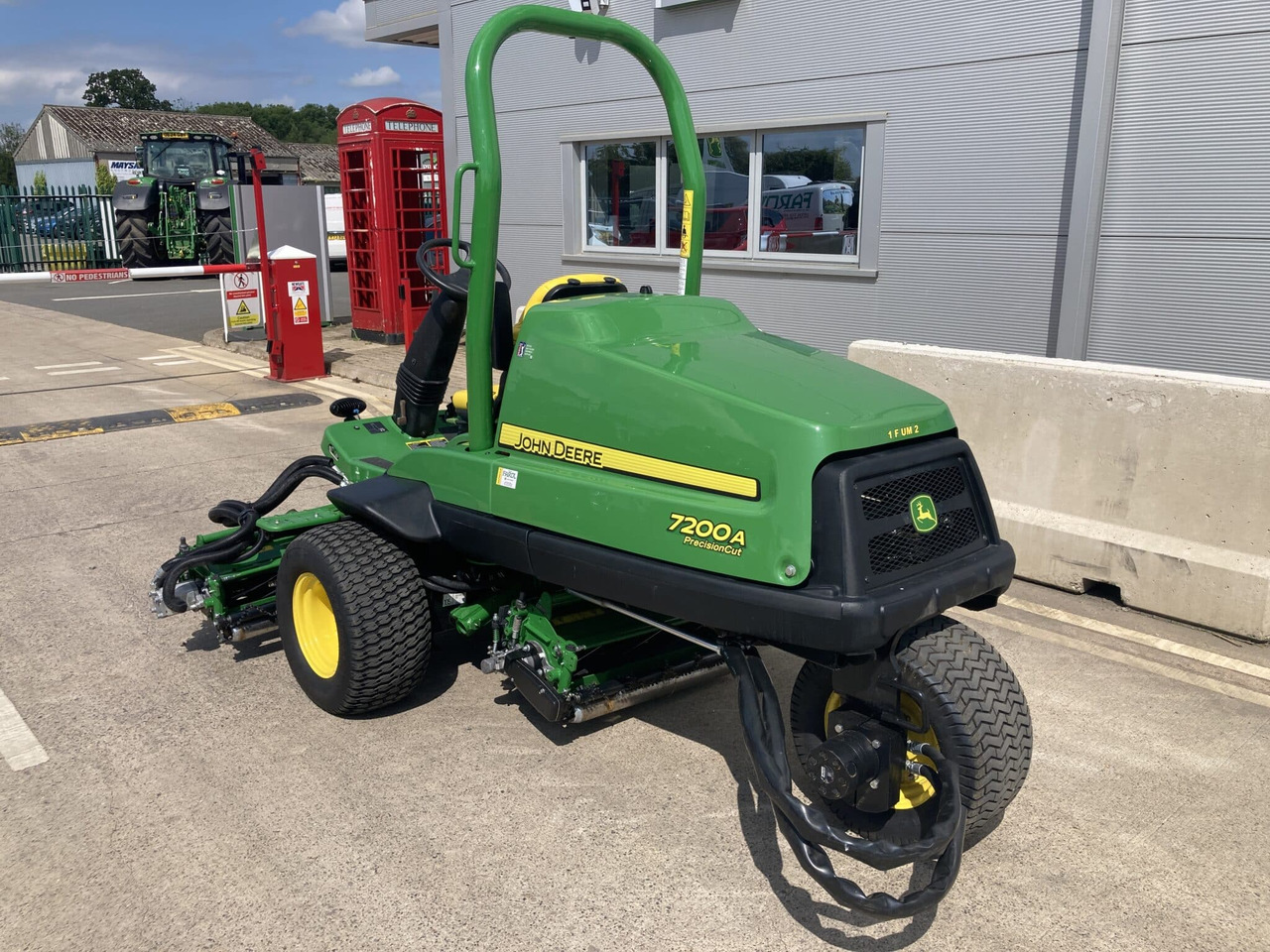 John Deere 7200A utility mower - Χλοοκοπτικό: φωτογραφία 3 John Deere 7200A utility mower - Χλοοκοπτικό: φωτογραφία 3