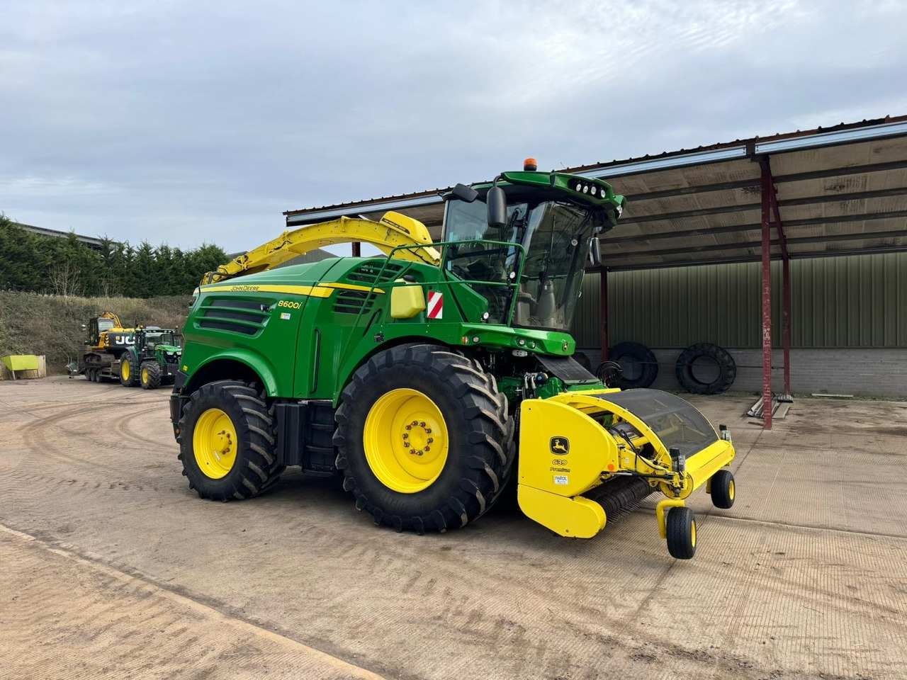 John Deere 8600i - Ενσιρωτική μηχανή: φωτογραφία 1 John Deere 8600i - Ενσιρωτική μηχανή: φωτογραφία 1