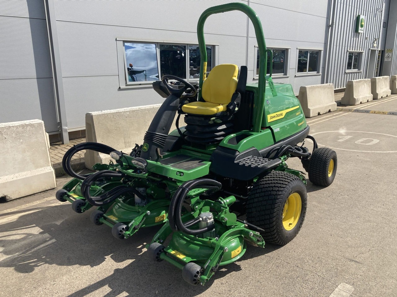 John Deere 8800A 5 pod rotary mower - Χλοοκοπτικό: φωτογραφία 1 John Deere 8800A 5 pod rotary mower - Χλοοκοπτικό: φωτογραφία 1