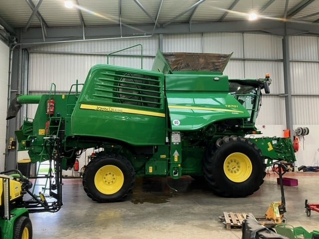John Deere T670i - Θεριζοαλωνιστική μηχανή: φωτογραφία 2 John Deere T670i - Θεριζοαλωνιστική μηχανή: φωτογραφία 2