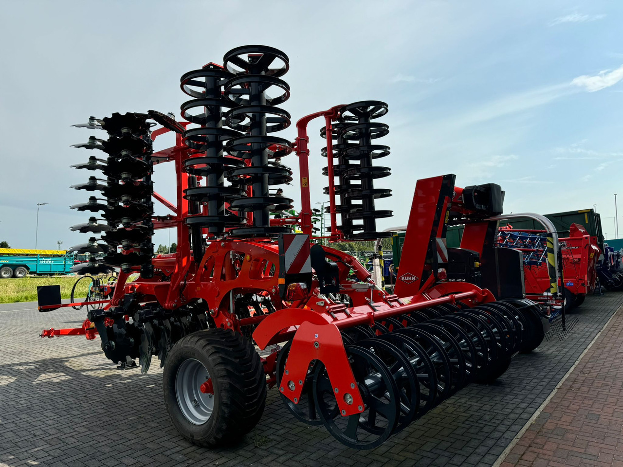 Kuhn Optimer L6000 - Μηχανή οργώματος: φωτογραφία 4 Kuhn Optimer L6000 - Μηχανή οργώματος: φωτογραφία 4