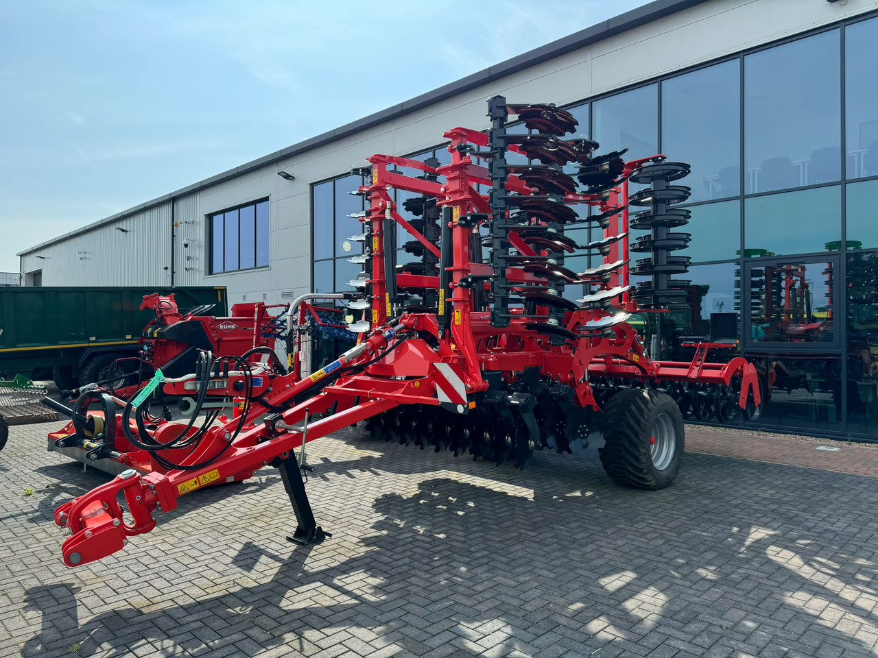 Kuhn Optimer L6000 - Μηχανή οργώματος: φωτογραφία 1 Kuhn Optimer L6000 - Μηχανή οργώματος: φωτογραφία 1