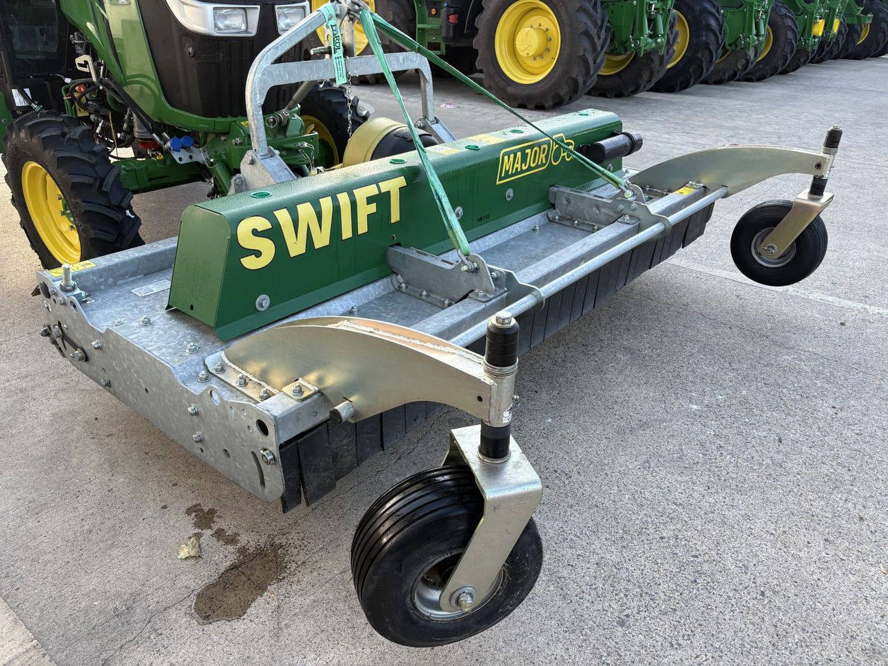 Major front Mounted Roller Mower MJ71-240F - Χλοοκοπτικό: φωτογραφία 5 Major front Mounted Roller Mower MJ71-240F - Χλοοκοπτικό: φωτογραφία 5