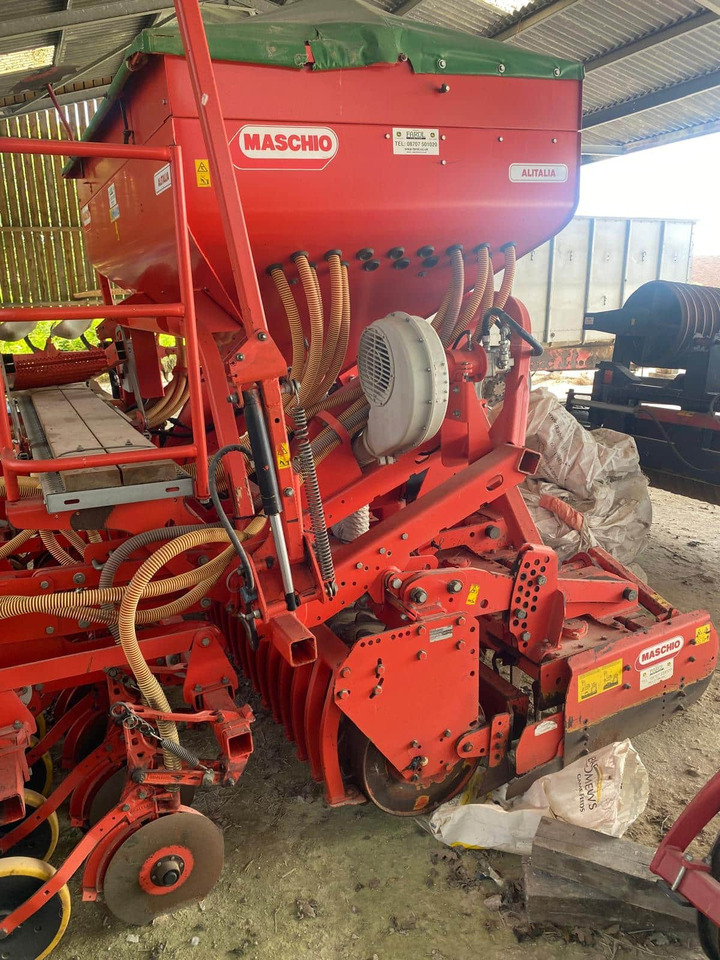 Maschio Alitalia 3mtr drill with 3mtr Power Harrow - Σπαρτική με σβάρνα: φωτογραφία 2 Maschio Alitalia 3mtr drill with 3mtr Power Harrow - Σπαρτική με σβάρνα: φωτογραφία 2