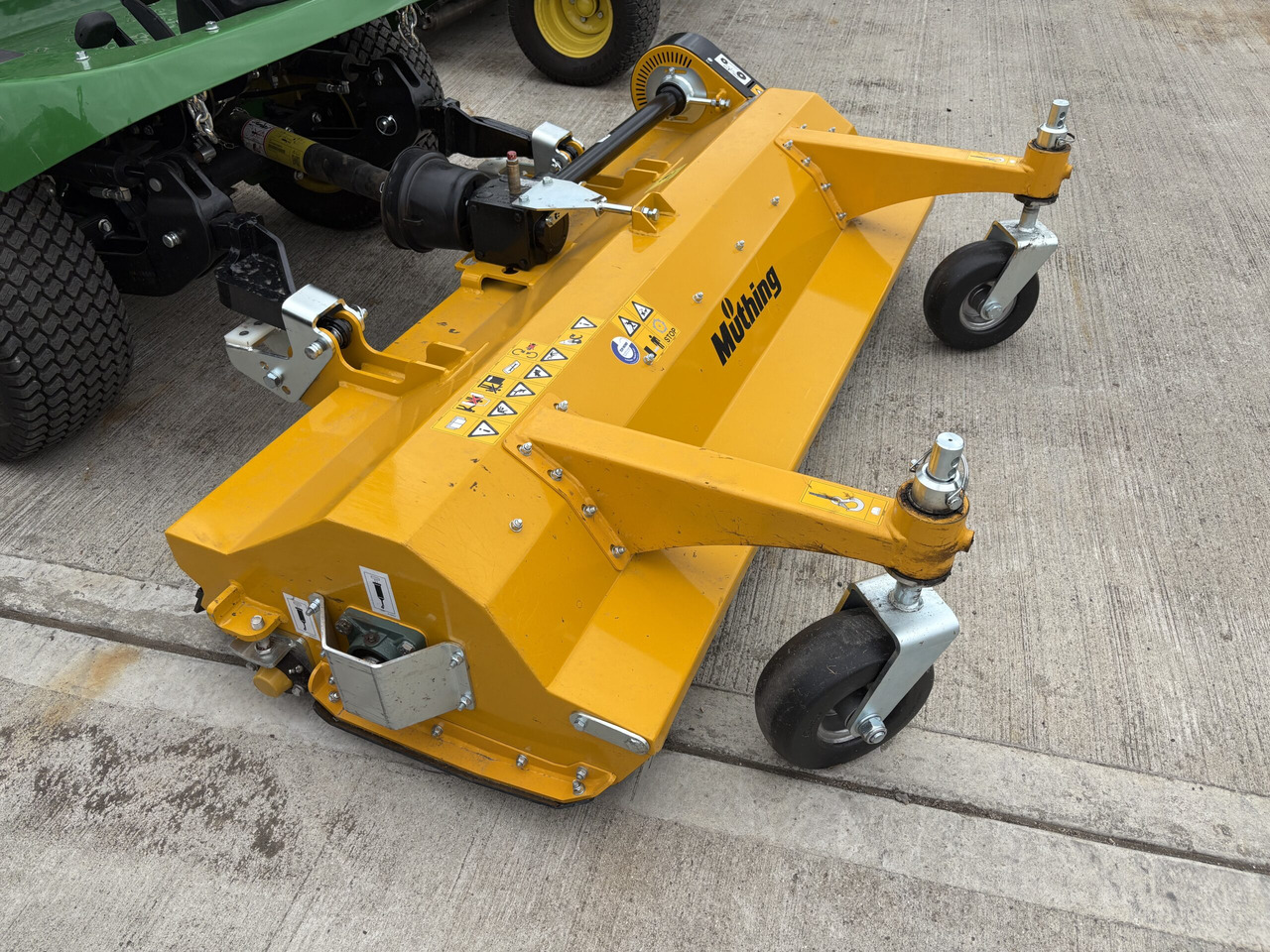 Muthing MU-FM160 JD Outfront Flail Mower - Χλοοκοπτικό: φωτογραφία 2 Muthing MU-FM160 JD Outfront Flail Mower - Χλοοκοπτικό: φωτογραφία 2