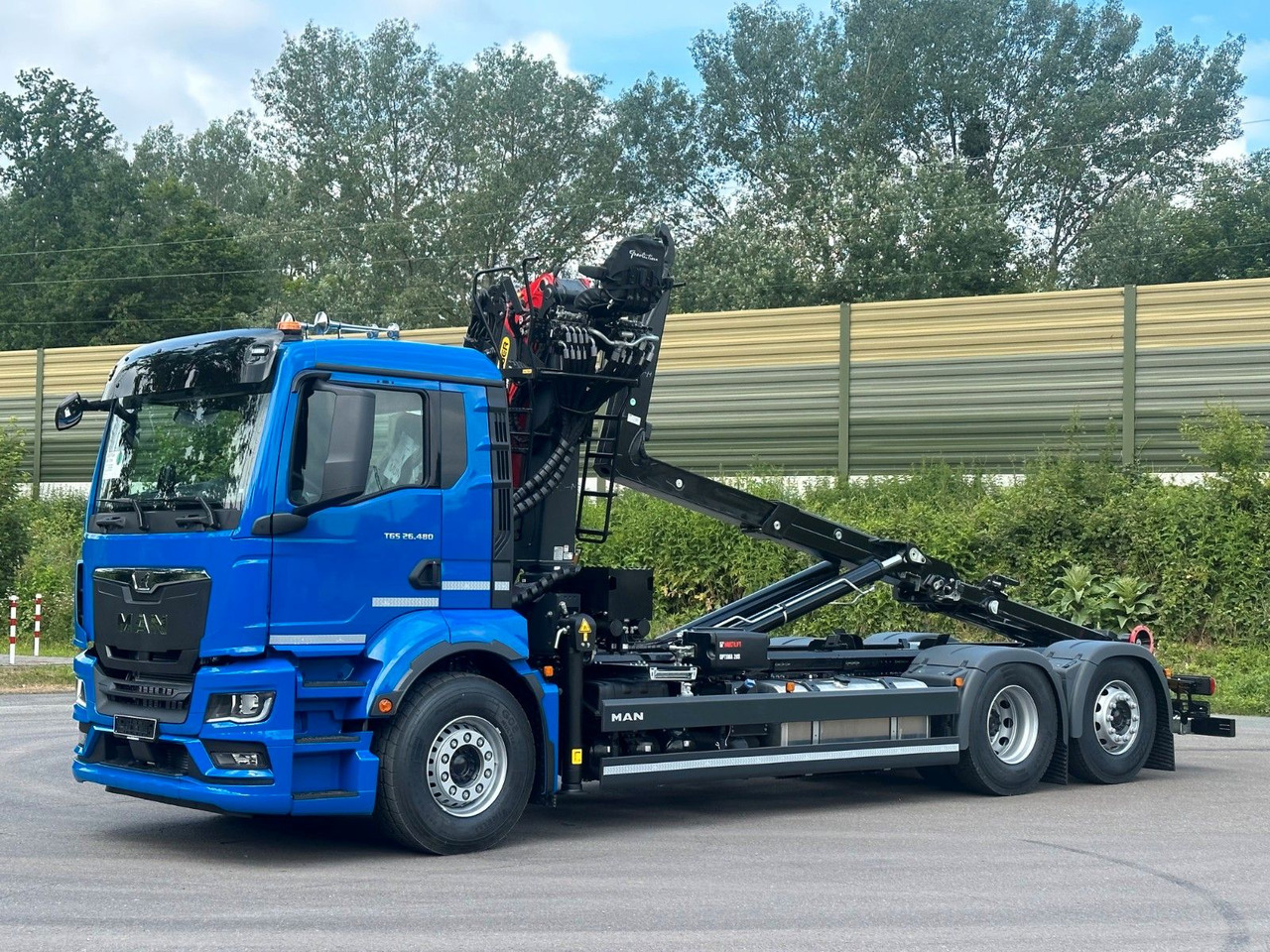 MAN TGS 26.480 6x2 Abrollkipper + Kran EPSILON - Φορτηγό φόρτωσης γάντζου, Φορτηγό με γερανό: φωτογραφία 3 MAN TGS 26.480 6x2 Abrollkipper + Kran EPSILON - Φορτηγό φόρτωσης γάντζου, Φορτηγό με γερανό: φωτογραφία 3
