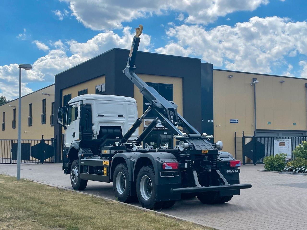 MAN TGS 33.440 6x6 Euro6e Hyva - Hiab MultiLift - Φορτηγό φόρτωσης γάντζου, Φορτηγό με γερανό: φωτογραφία 4 MAN TGS 33.440 6x6 Euro6e Hyva - Hiab MultiLift - Φορτηγό φόρτωσης γάντζου, Φορτηγό με γερανό: φωτογραφία 4