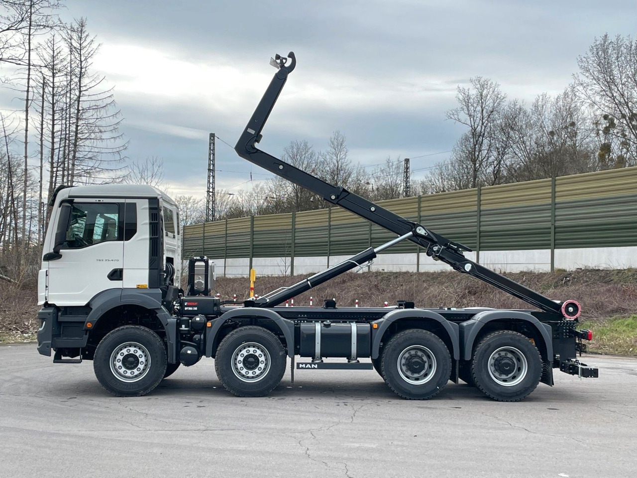 MAN TGS 35.480 8x4 Euro6e Hiab MultLift Abrollkipper - Φορτηγό φόρτωσης γάντζου, Φορτηγό με γερανό: φωτογραφία 4 MAN TGS 35.480 8x4 Euro6e Hiab MultLift Abrollkipper - Φορτηγό φόρτωσης γάντζου, Φορτηγό με γερανό: φωτογραφία 4