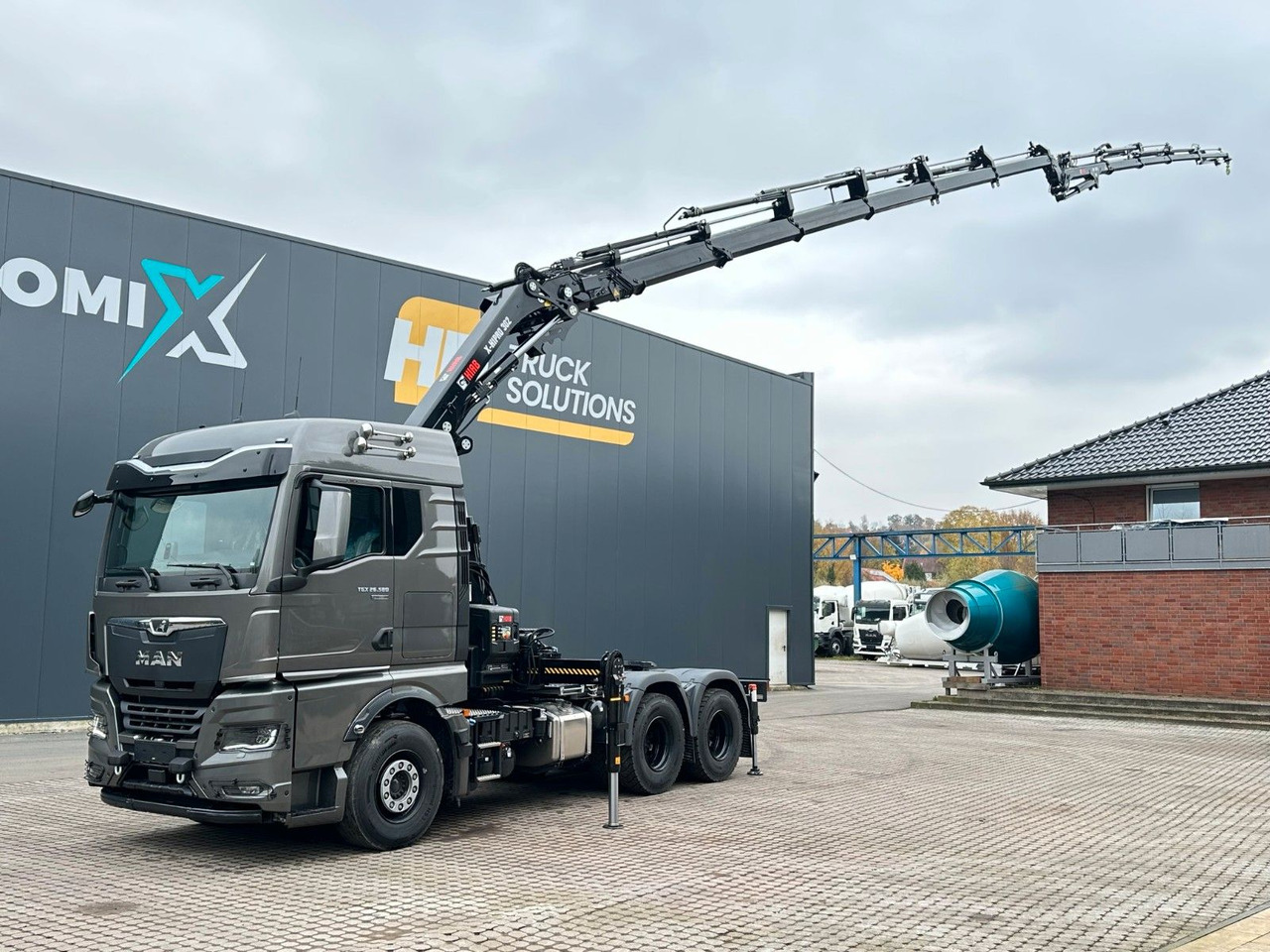 MAN TGX 26.580 6x4 Kran Hiab 302-6 + Jib-4 - Φορτηγό με γερανό: φωτογραφία 3 MAN TGX 26.580 6x4 Kran Hiab 302-6 + Jib-4 - Φορτηγό με γερανό: φωτογραφία 3