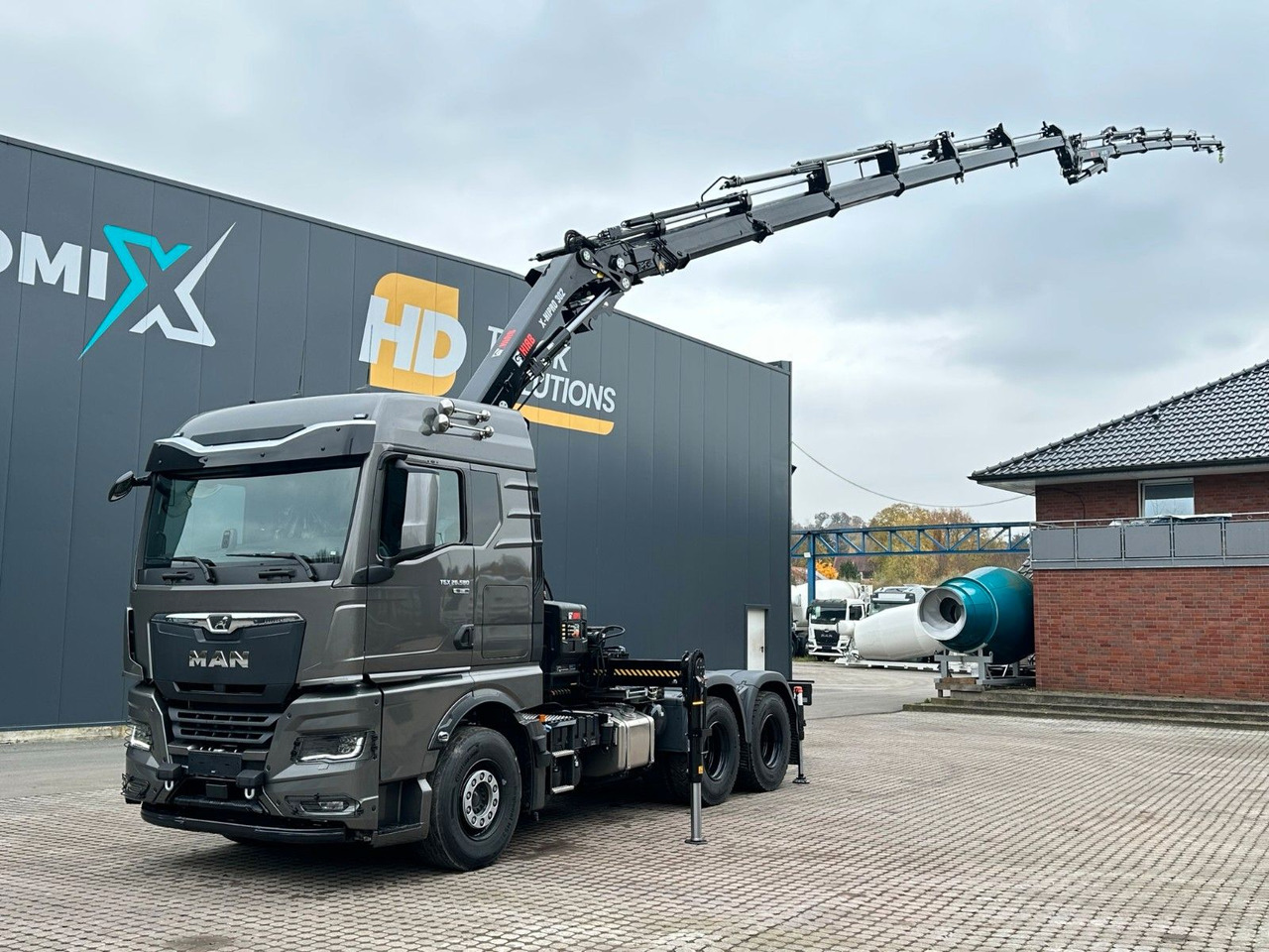 MAN TGX 26.580 6x4 Kran Hiab 302-6 + Jib-4 - Φορτηγό με γερανό: φωτογραφία 2 MAN TGX 26.580 6x4 Kran Hiab 302-6 + Jib-4 - Φορτηγό με γερανό: φωτογραφία 2