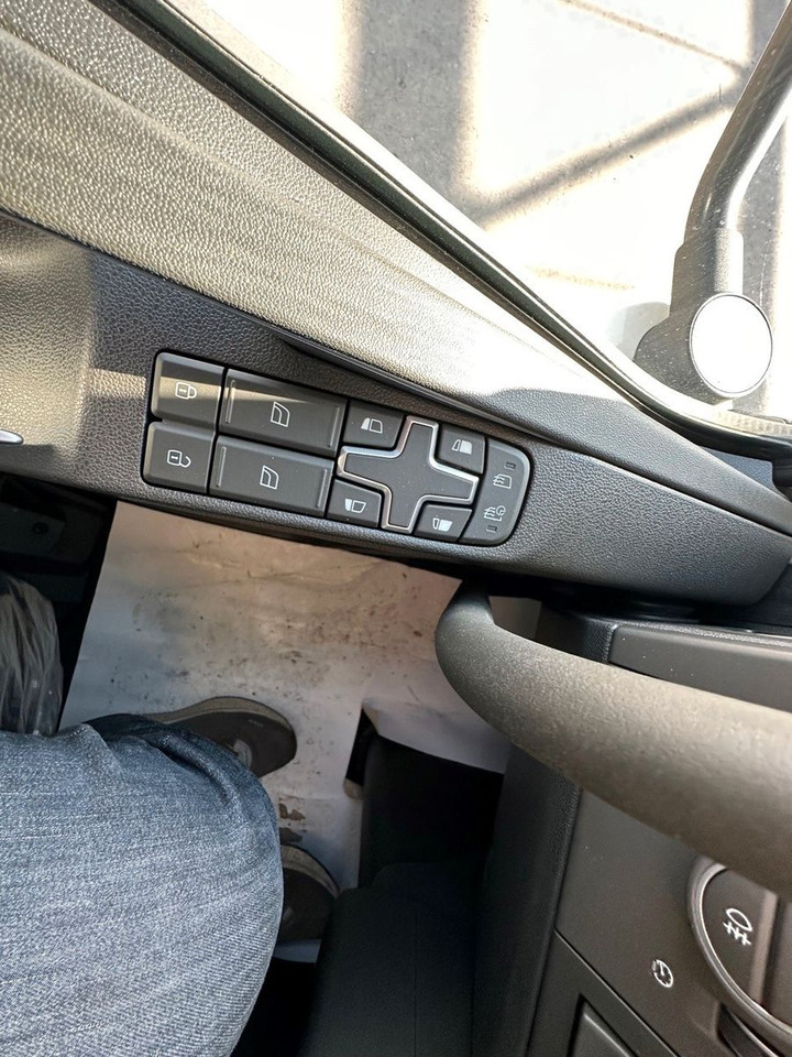 Φορτηγό σασί Volvo FMX 500 8x4: φωτογραφία 11
