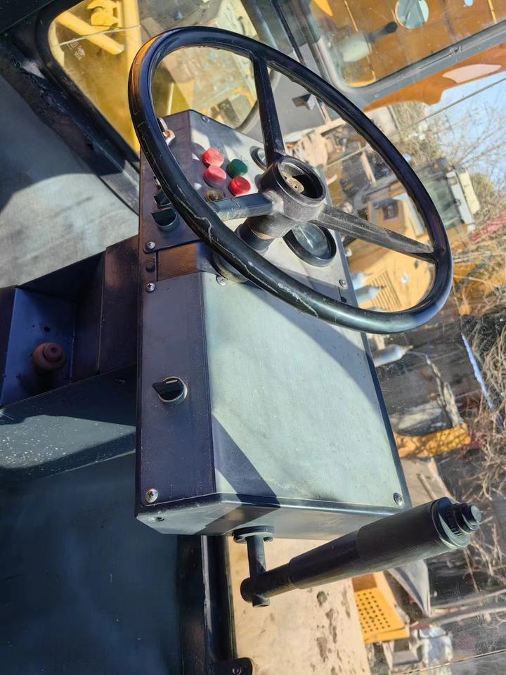 Fast Shipping Superior Quality Used Dynapac CA301D Road Roller Used Vibratory Soil Compactors Strong Power Single Drum Roller - Οδοστρωτήρες: φωτογραφία 5 Fast Shipping Superior Quality Used Dynapac CA301D Road Roller Used Vibratory Soil Compactors Strong Power Single Drum Roller - Οδοστρωτήρες: φωτογραφία 5