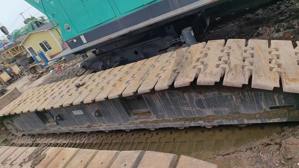 KOBELCO 150TON Crawler Crane for Containers Original Second Hand with Core Components on Sale! - Ερπυστριοφόρος γερανός: φωτογραφία 3 KOBELCO 150TON Crawler Crane for Containers Original Second Hand with Core Components on Sale! - Ερπυστριοφόρος γερανός: φωτογραφία 3
