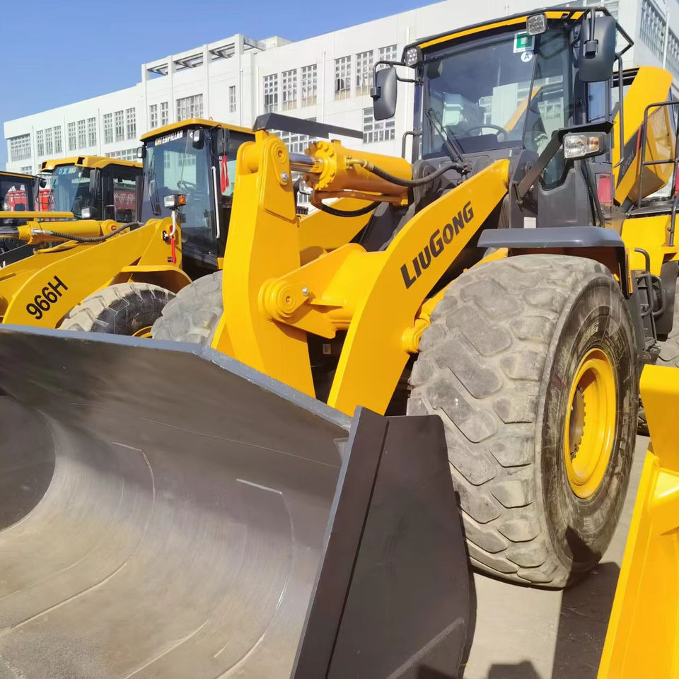 LiuGong LG 870H Hot Selling Good Condition Low Price China Used Loader Used Construction Equipment Second-hand - Ελαστιχοφόρος φορτωτής: φωτογραφία 1 LiuGong LG 870H Hot Selling Good Condition Low Price China Used Loader Used Construction Equipment Second-hand - Ελαστιχοφόρος φορτωτής: φωτογραφία 1