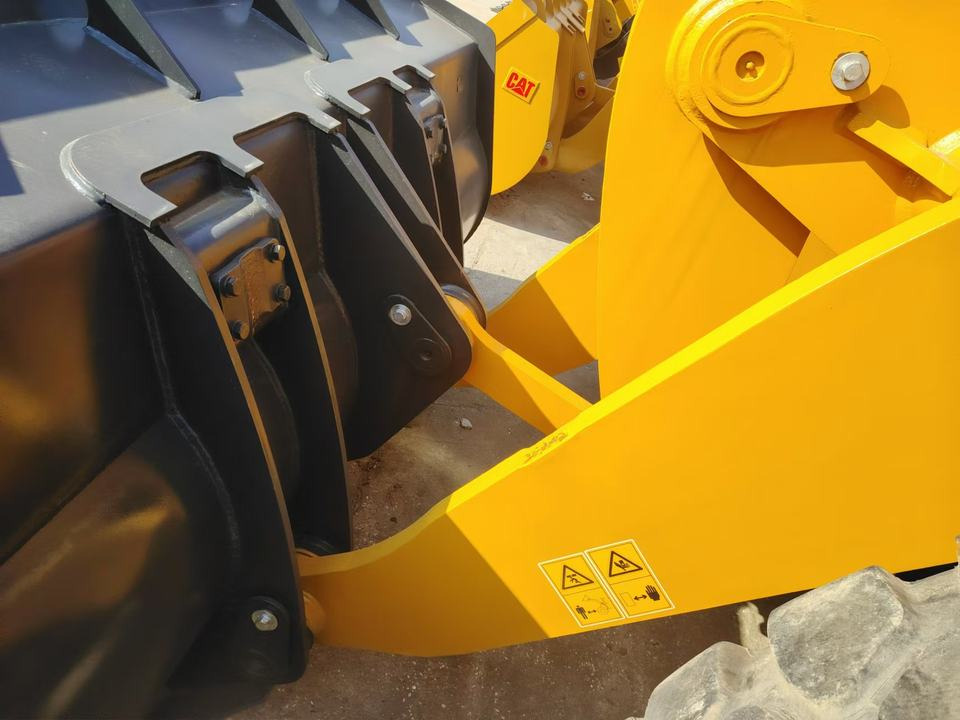 Liugong 870H Used Wheel Loader Good Working Condition Strong Energy Construction Machine for Sale - Ελαστιχοφόρος φορτωτής: φωτογραφία 3 Liugong 870H Used Wheel Loader Good Working Condition Strong Energy Construction Machine for Sale - Ελαστιχοφόρος φορτωτής: φωτογραφία 3