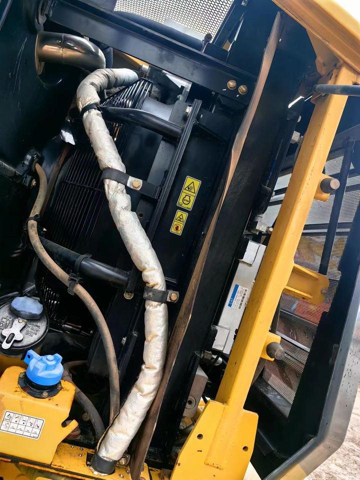 Second Hand Caterpillar CAT 950GC 5 Ton Wheel Loader USED CAT 950 Wheel Loaders in Low Price for Hot Sale - Ελαστιχοφόρος φορτωτής: φωτογραφία 3 Second Hand Caterpillar CAT 950GC 5 Ton Wheel Loader USED CAT 950 Wheel Loaders in Low Price for Hot Sale - Ελαστιχοφόρος φορτωτής: φωτογραφία 3