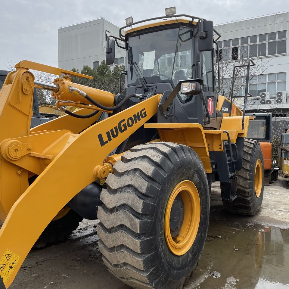 The Second-hand Front-end Loader Liugong 856H Is a Hot Seller in Shanghai, China - Ελαστιχοφόρος φορτωτής: φωτογραφία 4 The Second-hand Front-end Loader Liugong 856H Is a Hot Seller in Shanghai, China - Ελαστιχοφόρος φορτωτής: φωτογραφία 4