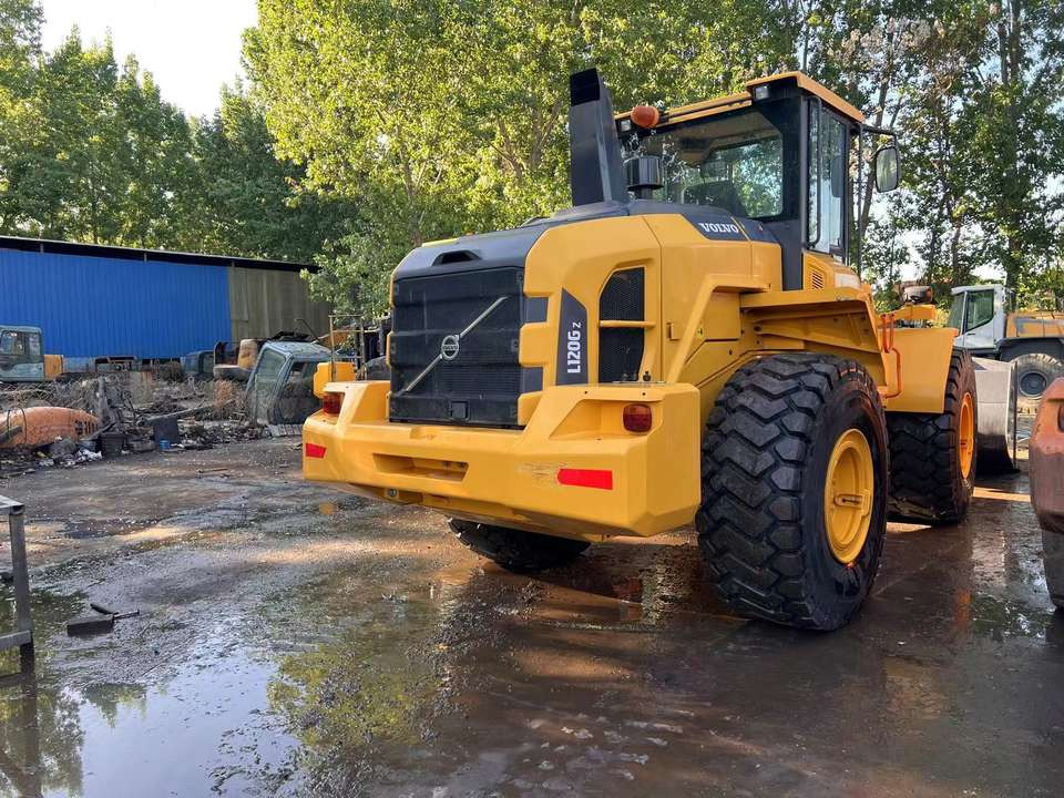 Used Volvo L120GZ 6 Ton Capacity Wheel Loader Available for Sale - Ελαστιχοφόρος φορτωτής: φωτογραφία 2 Used Volvo L120GZ 6 Ton Capacity Wheel Loader Available for Sale - Ελαστιχοφόρος φορτωτής: φωτογραφία 2