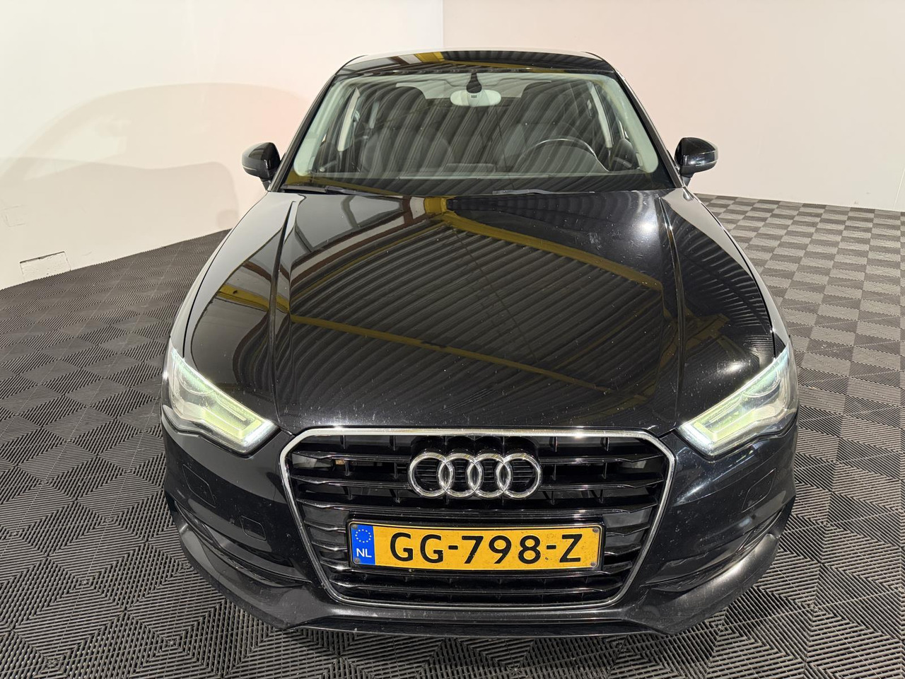 Audi | A3 Limousine | 1.6 TDI Ambition Pro Line Plus | 2014 | 271.612 km | GG798Z | Onlogisch - Λιμουζίνα/ Sedan: φωτογραφία 5 Audi | A3 Limousine | 1.6 TDI Ambition Pro Line Plus | 2014 | 271.612 km | GG798Z | Onlogisch - Λιμουζίνα/ Sedan: φωτογραφία 5