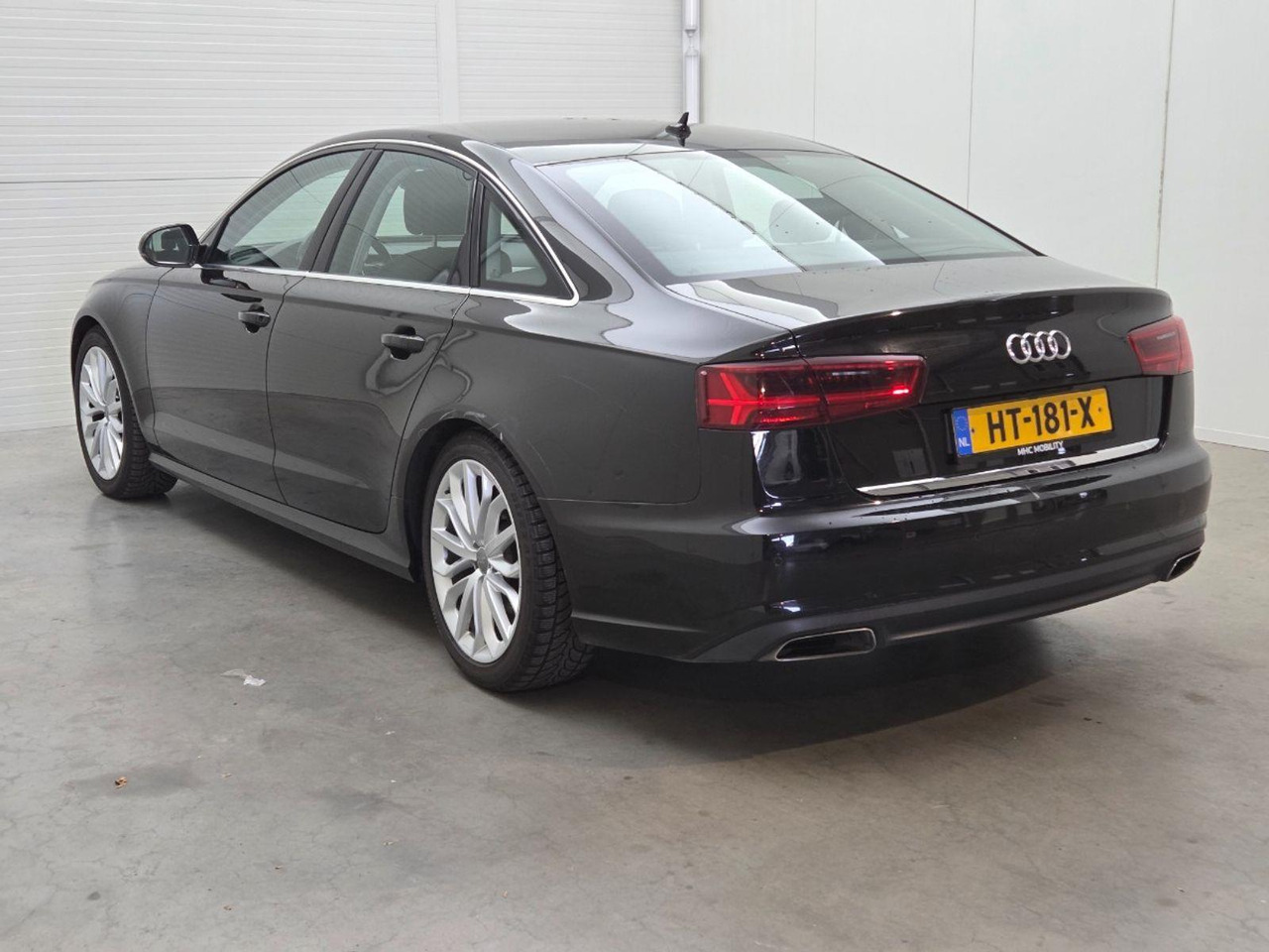 Audi A6 Limousine 1.8 TFSI ultra Automatic Business Edition | 2016 | 202.875 km | Automaat | HT181X | NAP: Logisch - Λιμουζίνα/ Sedan: φωτογραφία 3 Audi A6 Limousine 1.8 TFSI ultra Automatic Business Edition | 2016 | 202.875 km | Automaat | HT181X | NAP: Logisch - Λιμουζίνα/ Sedan: φωτογραφία 3