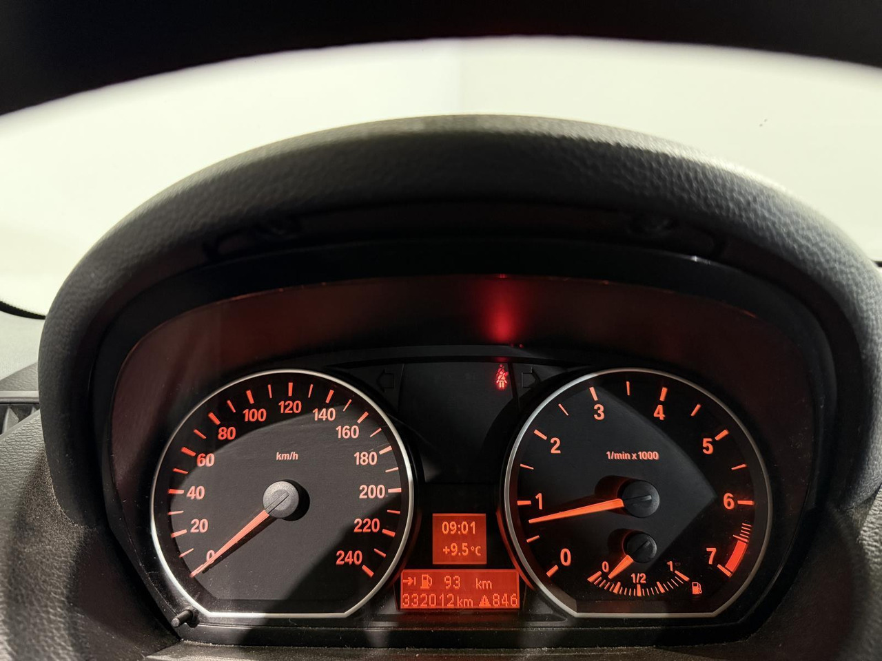 BMW | 1-serie | 116i Introduction | 2007 | 332.014 km | 57XXLG | Logisch - Hatchback: φωτογραφία 5 BMW | 1-serie | 116i Introduction | 2007 | 332.014 km | 57XXLG | Logisch - Hatchback: φωτογραφία 5