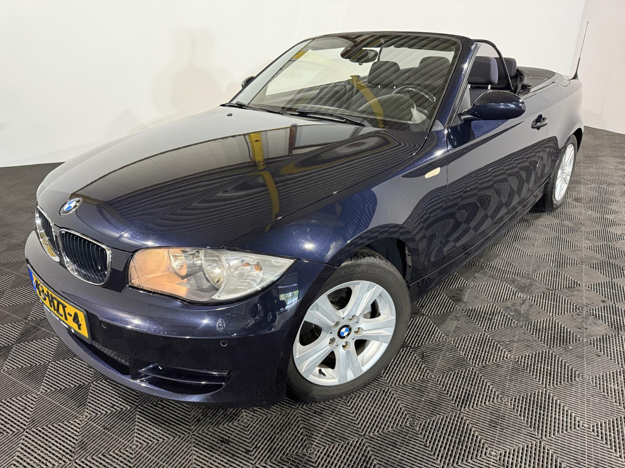 BMW | 1-serie Cabrio | 118i High Executive | 2009 | 114.310 km | 43HZT4 | Logisch - Αυτοκίνητο: φωτογραφία 1 BMW | 1-serie Cabrio | 118i High Executive | 2009 | 114.310 km | 43HZT4 | Logisch - Αυτοκίνητο: φωτογραφία 1