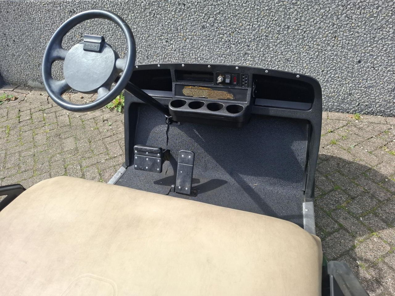 E-Z-GO TXT 2-Persoons Elektrische Golfkar met Open Laadbak 1442482 - Αμαξίδιo του γκολφ: φωτογραφία 5 E-Z-GO TXT 2-Persoons Elektrische Golfkar met Open Laadbak 1442482 - Αμαξίδιo του γκολφ: φωτογραφία 5