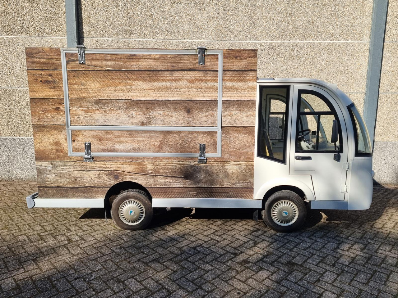 Eagle Refreshment Verkoopwagen - Αμαξίδιo του γκολφ: φωτογραφία 3 Eagle Refreshment Verkoopwagen - Αμαξίδιo του γκολφ: φωτογραφία 3