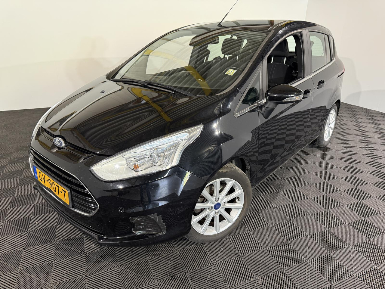 Ford | B-Max | 1.0 EcoBoost Titanium | 2015 | 149.480 km | GV907T | Logisch - Αυτοκίνητο: φωτογραφία 1 Ford | B-Max | 1.0 EcoBoost Titanium | 2015 | 149.480 km | GV907T | Logisch - Αυτοκίνητο: φωτογραφία 1