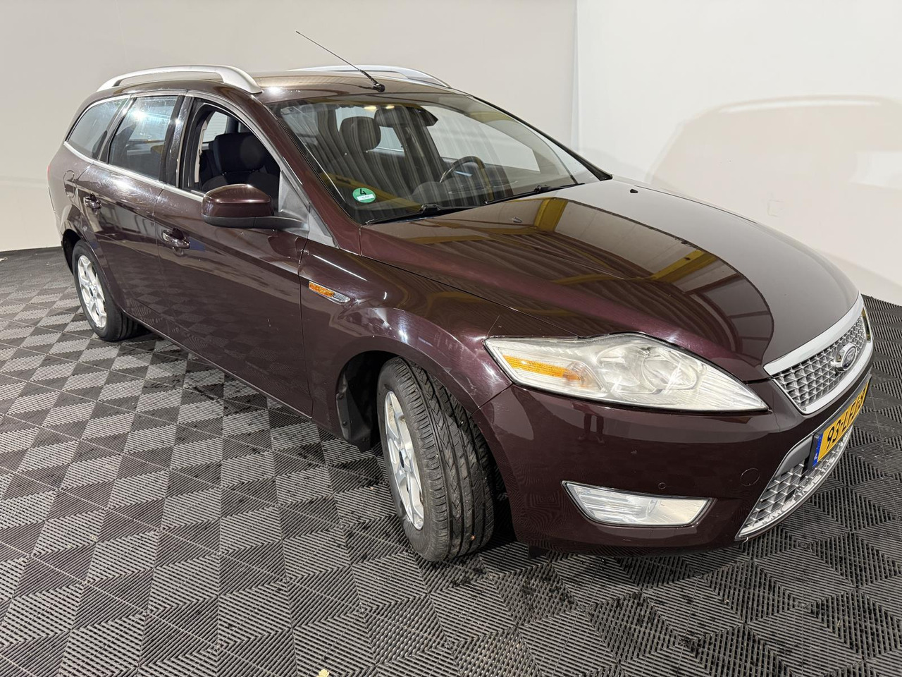 Ford | Mondeo Wagon | 2.0-16V Limited | 2010 | 193.300 km | 93LFJ8 | Logisch - Αυτοκίνητο: φωτογραφία 4 Ford | Mondeo Wagon | 2.0-16V Limited | 2010 | 193.300 km | 93LFJ8 | Logisch - Αυτοκίνητο: φωτογραφία 4
