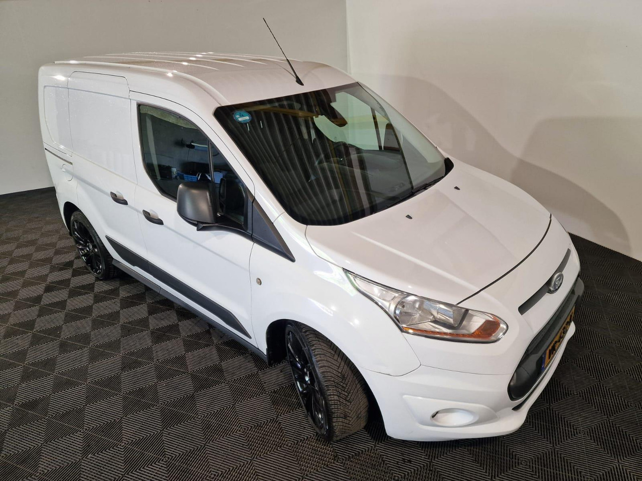 Ford Transit Connect 1.6 TDCI L1 Trend VR-432-K - Μικρό βαν: φωτογραφία 5 Ford Transit Connect 1.6 TDCI L1 Trend VR-432-K - Μικρό βαν: φωτογραφία 5