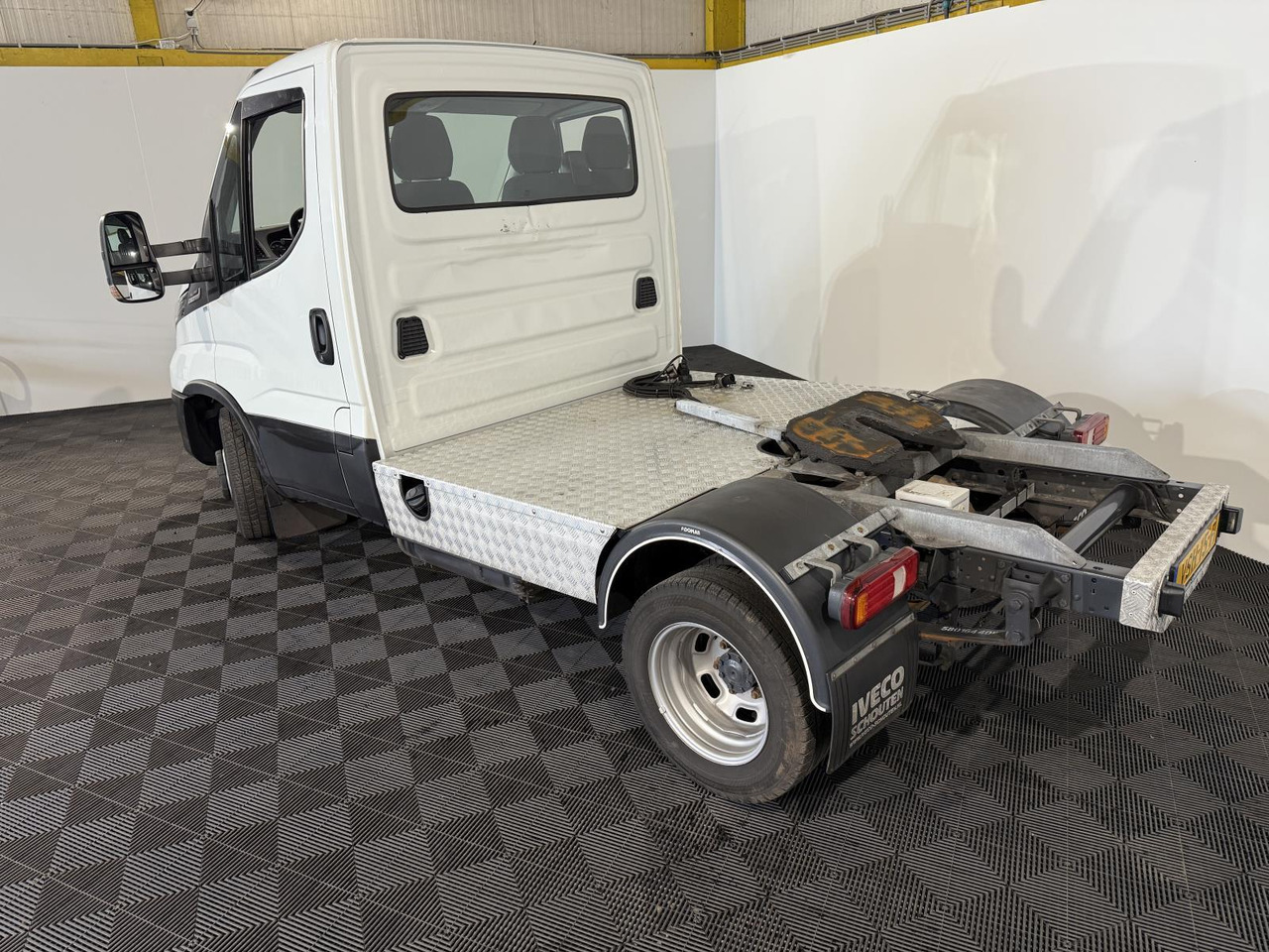 Iveco 40C18 Daily VSH-15-F 201.901 km - Τράκτορας BE: φωτογραφία 2 Iveco 40C18 Daily VSH-15-F 201.901 km - Τράκτορας BE: φωτογραφία 2