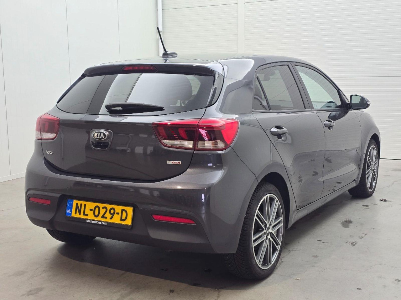 Kia Rio 1.0 TGDI First Edition | 2017 | 164.595 km | NL029D | NAP: Logisch - Hatchback: φωτογραφία 4 Kia Rio 1.0 TGDI First Edition | 2017 | 164.595 km | NL029D | NAP: Logisch - Hatchback: φωτογραφία 4